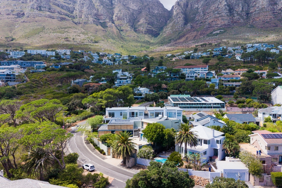 2 Bedroom Property for Sale in Camps Bay Western Cape